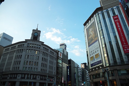 東京